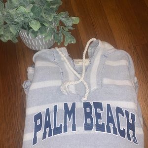 NWOT BEACH SWEATSHIRT